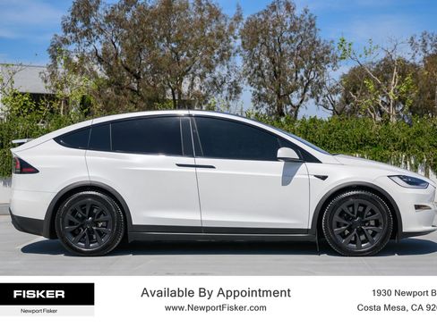 Used 2022 Tesla Model X AWD/4WD image 9
