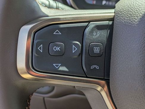 New 2026 RAM 2500 Limited AWD/4WD image 17