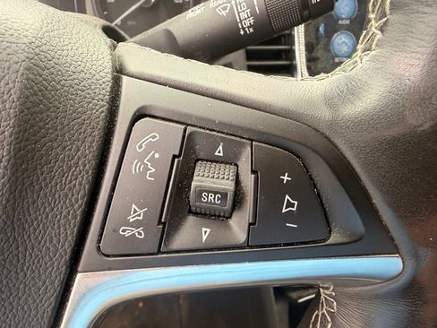 Used 2019 Buick Encore Essence AWD/4WD image 12
