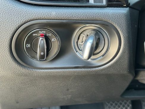 Used 2023 Porsche Macan S image 34