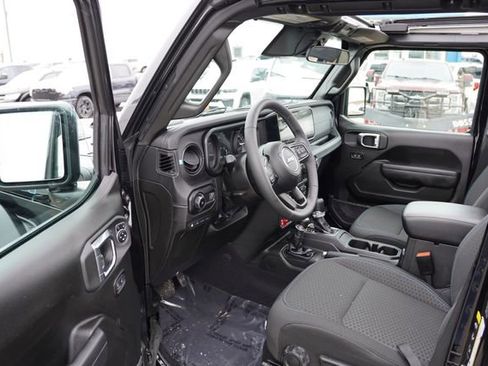 Certified 2025 Jeep Wrangler Unlimited Rubicon 4xe w/ Safety Group image 16