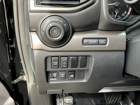 Used 2023 Nissan Titan PRO-4X w/ Pro-4x Convenience Package image 26