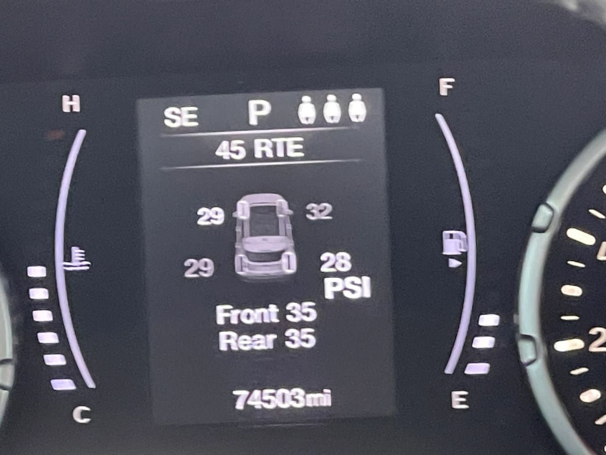 Used 2019 Jeep Renegade Altitude w/ Quick Order Package 2XM FWD image 26