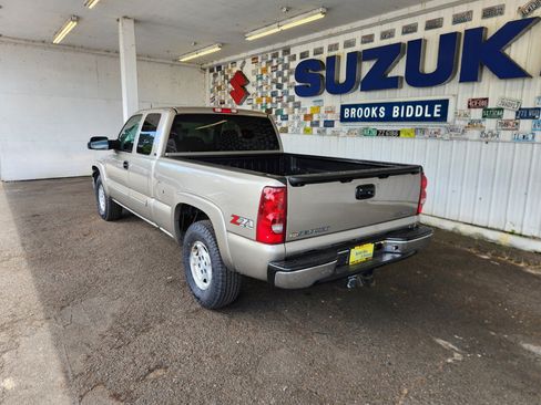Used 2003 Chevrolet Silverado 1500 LT w/ Off-Road Package AWD/4WD image 5