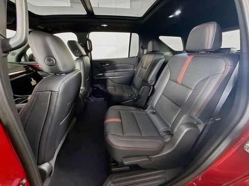 New 2026 Chevrolet Traverse RS AWD/4WD image 28
