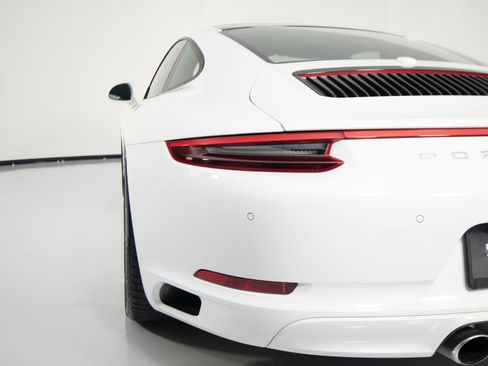 Certified 2017 Porsche 911 Carrera 4S image 45