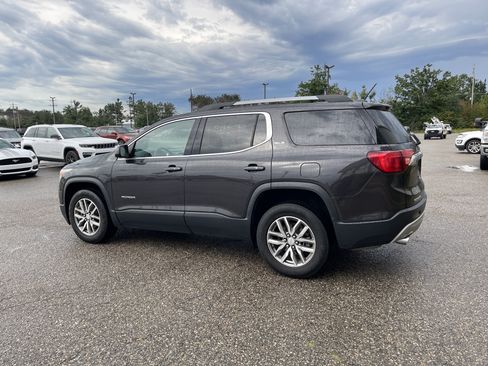 Used 2017 GMC Acadia SLE w/ Driver Alert Package I AWD/4WD image 6