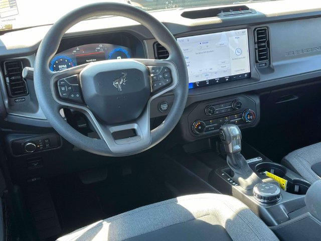 New 2026 Ford Bronco 4-Door AWD/4WD image 12