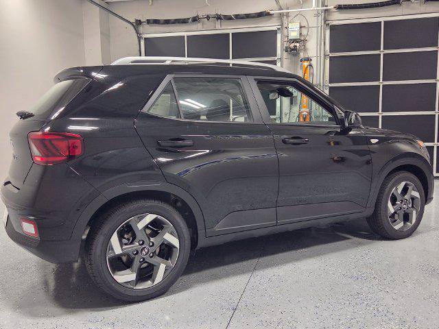 New 2026 Hyundai Venue SEL FWD image 12
