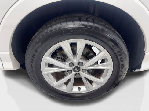 Used 2022 Audi Q3 2.0T Premium w/ Convenience Package image 86