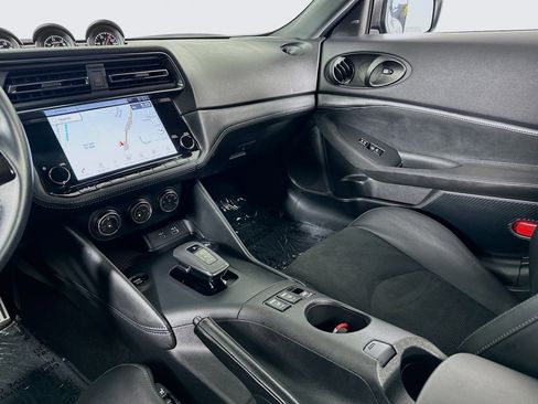 Used 2024 Nissan Z Performance w/ Floor Mat Package image 30