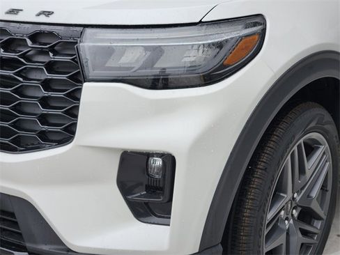 New 2025 Ford Explorer ST-Line w/ Premium Package image 6