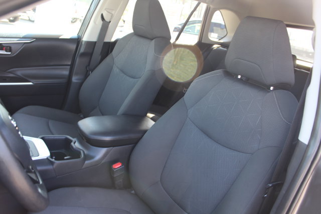 Certified 2025 Toyota RAV4 XLE AWD/4WD image 52