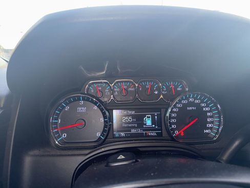 Used 2017 Chevrolet Tahoe LS image 18