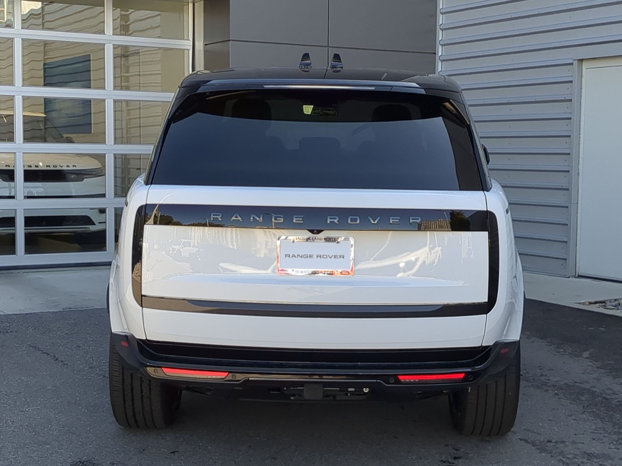 New 2027 Land Rover Range Rover SE AWD/4WD image 6