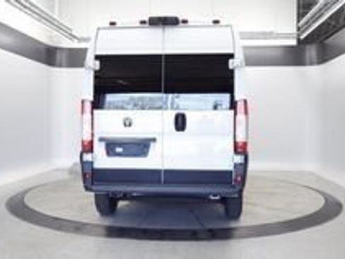 Used 2023 RAM ProMaster 2500 FWD image 4