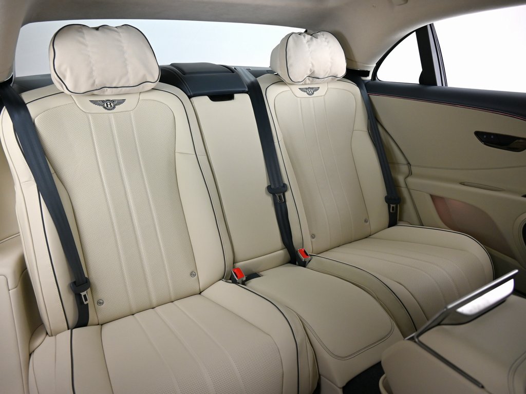 New 2026 Bentley Flying Spur V8 AWD/4WD image 15