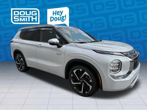 New 2025 Mitsubishi Outlander SEL image 5