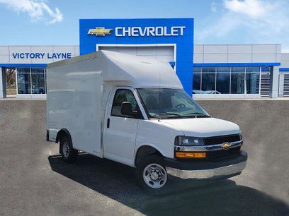 New 2025 Chevrolet Express 3500 w/ Power Convenience Package