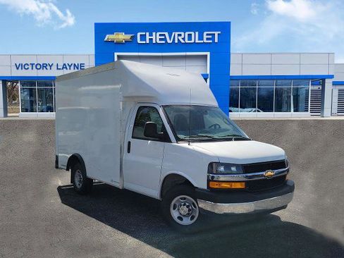 New 2025 Chevrolet Express 3500 Regular Wheelbase w/ Power Convenience Package image 1