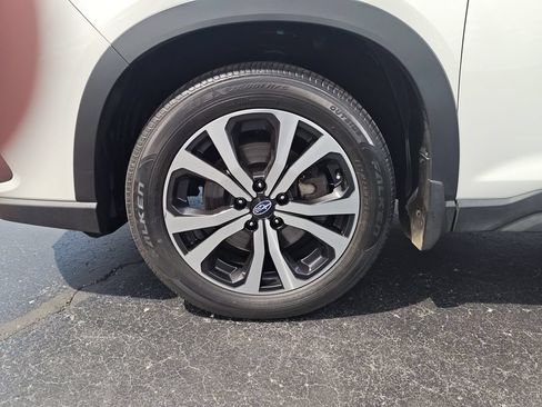 Used 2023 Subaru Forester Limited AWD/4WD image 10