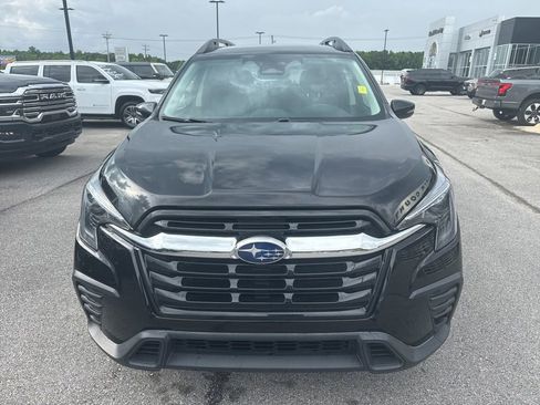 Used 2023 Subaru Ascent Limited AWD/4WD image 2