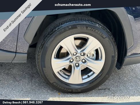 Used 2025 Toyota RAV4 XLE FWD image 9
