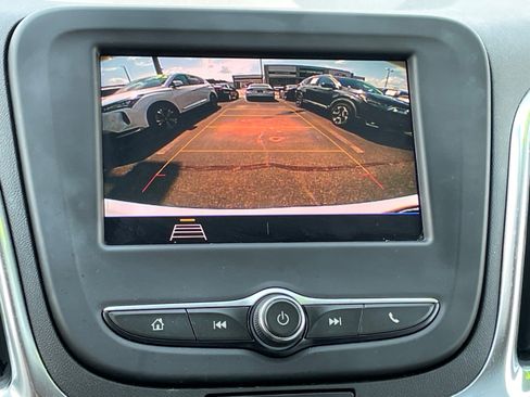 Used 2020 Chevrolet Equinox LT FWD image 15