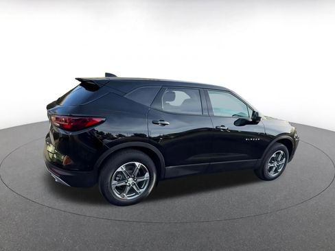 Used 2025 Chevrolet Blazer LT image 15