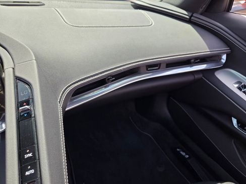 Used 2020 Chevrolet Corvette Stingray Convertible w/ Battery Protection Package RWD image 26