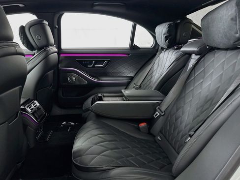 Certified 2026 Mercedes-Benz S 580e 4MATIC Sedan image 9