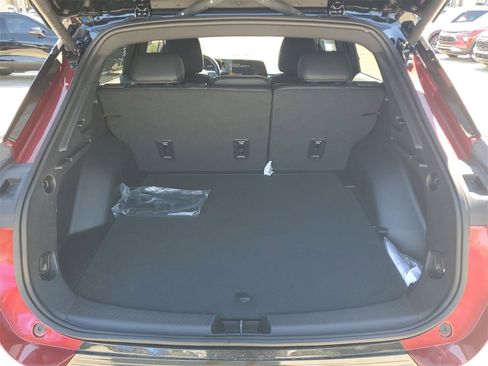 New 2025 Chevrolet Equinox EV LT image 7