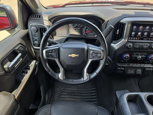 Used 2021 Chevrolet Silverado 1500 LT w/ Convenience Package II AWD/4WD image 9
