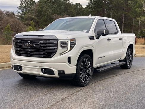 Used 2024 GMC Sierra 1500 Denali Ultimate image 10