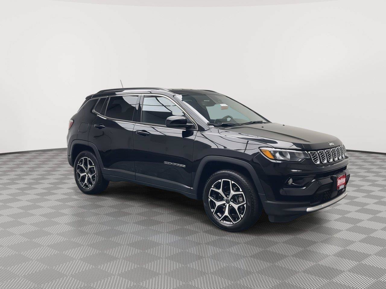 Used 2025 Jeep Compass Limited AWD/4WD image 30