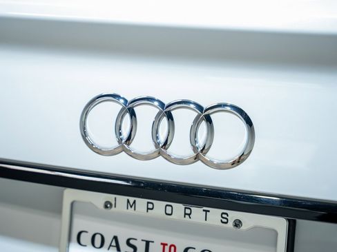 Used 2021 Audi SQ5 Prestige w/ Prestige Package image 16