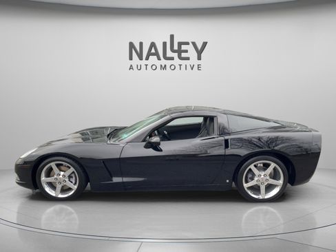 Used 2007 Chevrolet Corvette Coupe image 3