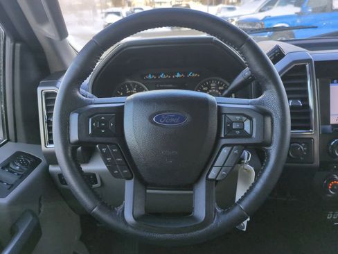Used 2016 Ford F150 XLT w/ Equipment Group 302A Luxury image 21