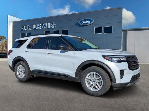 New 2026 Ford Explorer Active w/ Active Comfort Package image 1
