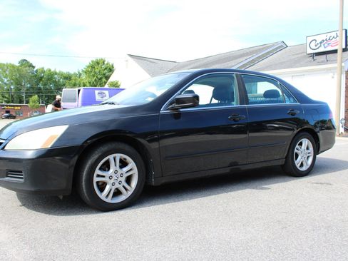 Used 2007 Honda Accord EX-L image 2