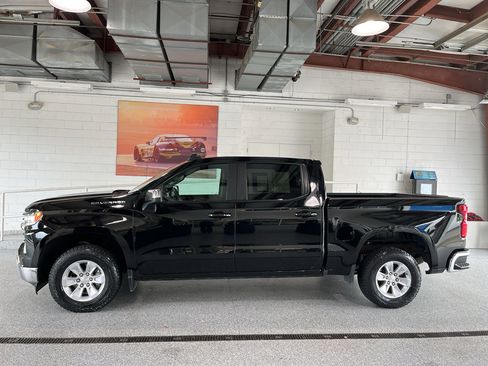 Used 2025 Chevrolet Silverado 1500 LT RWD image 5
