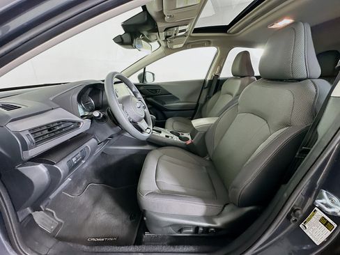 Used 2024 Subaru Crosstrek 2.0i Premium image 13