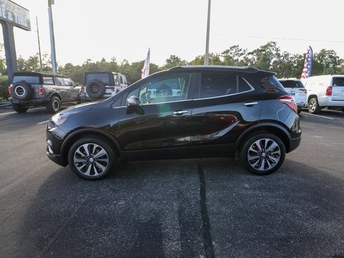 Used 2021 Buick Encore Preferred image 5