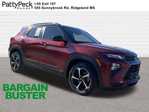 Used 2022 Chevrolet TrailBlazer RS FWD image 1