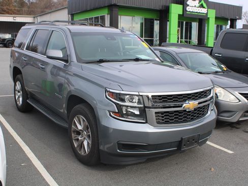 Used 2019 Chevrolet Tahoe LT image 3