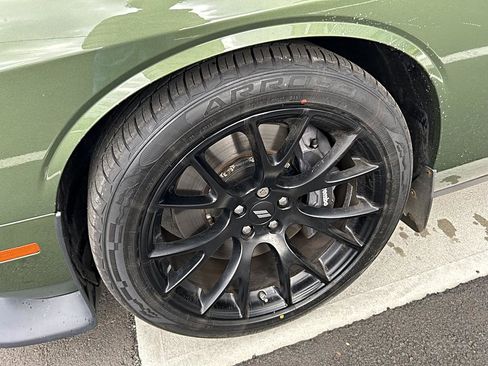 Used 2019 Dodge Challenger R/T Scat Pack w/ Dynamics Package image 28