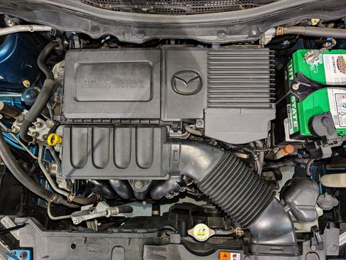 Used 2012 MAZDA MAZDA2 Sport image 43