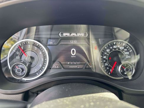 Used 2022 RAM 1500 Laramie image 22