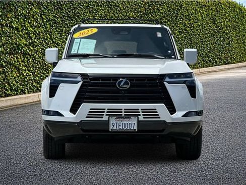 Used 2025 Lexus GX 550 w/ Cold Area Package AWD/4WD image 9