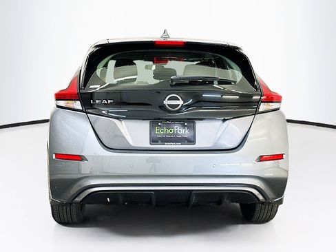 Used 2024 Nissan Leaf S image 7